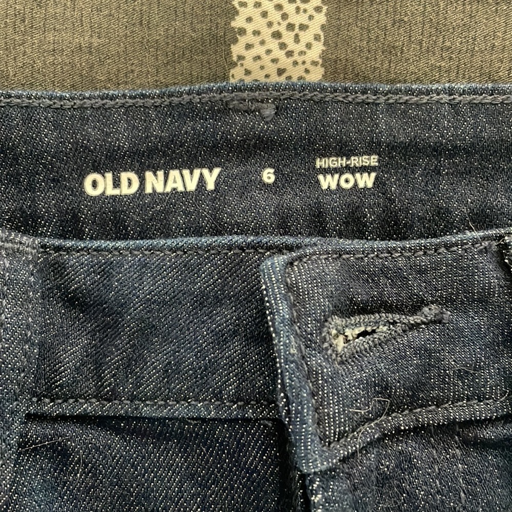 Old navy jean shorts - Picture 2 of 5